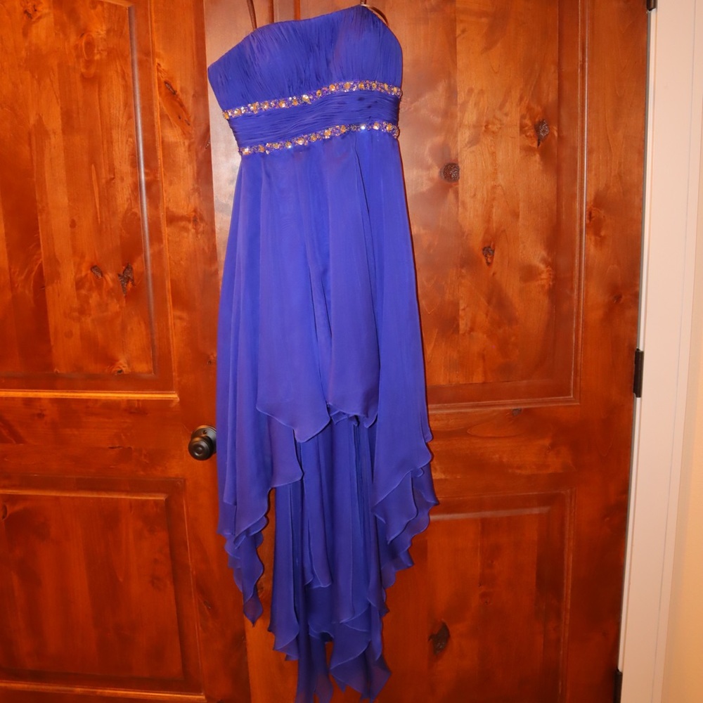 Blue strapless homecoming dress